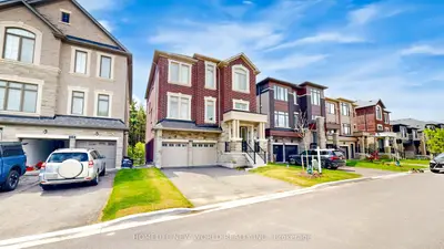 19 Ahchie Court, Vaughan, On L6a 5e5
