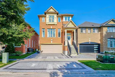 3 Mccaul Street, Markham, On L6c 2e5