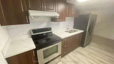 25 Digby Crescent Basement, Markham, On L3r 7g6