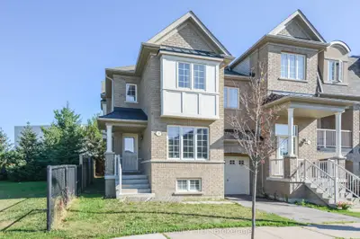 85 Benjamin Hood Crescent, Vaughan, On L4k 5m7