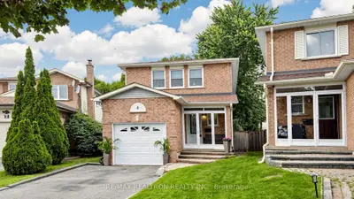 4 Kilkenny Place, Richmond Hill, On L4c 5s2