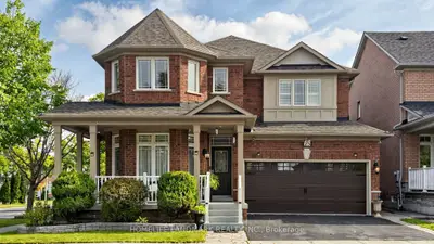 25 Gordon Weedon Road, Markham, On L6e 1y5