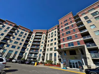 7325 Markham Road 814, Markham, On L3s 3j9