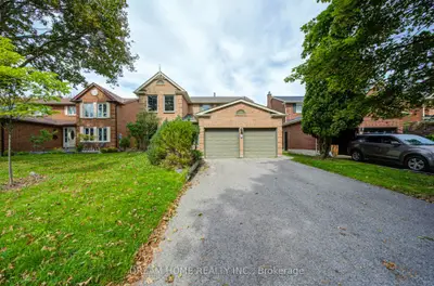 30 Garnish Green, Markham, On L3p 4p5