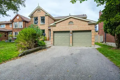 30 Garnish Green, Markham, On L3p 4p5
