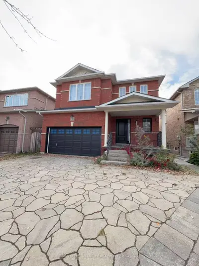 38 Delattaye Avenue, Aurora, On L4g 7t8