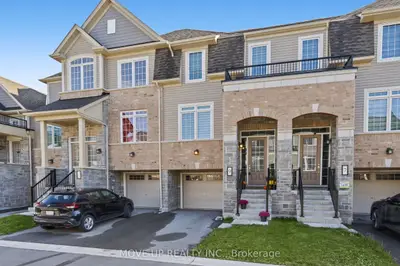 9 Andrew Knowles Lane S, East Gwillimbury, On L0g 1m0