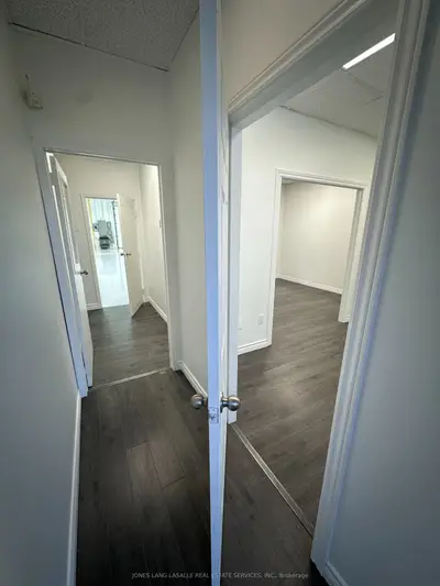 151 Amber Street 8, Markham, On L3r 3b3