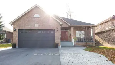 47 Timber Lane, Vaughan, On L4l 3j6
