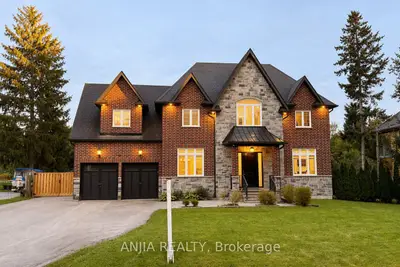 41 Valley Road, Whitchurch-stouffville, On L4a 2x7