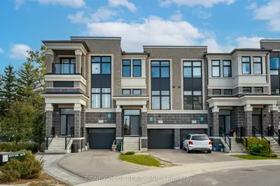 54 Pantheon Lane, Markham, On L6e 0v3