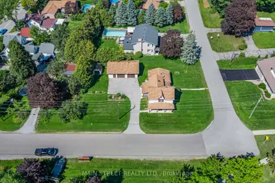 60 Albert Street, East Gwillimbury, On L0g 1m0
