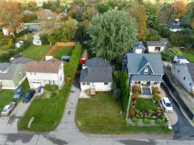 54 Farley Circle, Georgina, On L0e 1s0