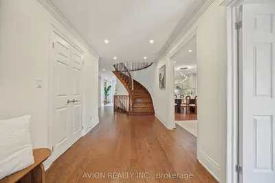232 Green Lane, Markham, On L3t 7h7