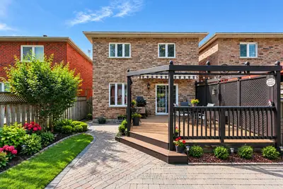 102 Noble Drive, Bradford West Gwillimbury, On L3z 3b5