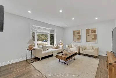 19 Pine Park Boulevard, Adjala-tosorontio, On L0m 1j0