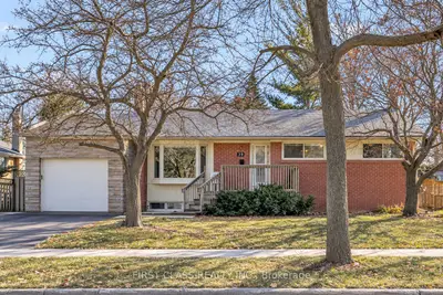 39 Seaton Drive, Aurora, On L4g 2j9
