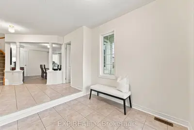 70 Thornlodge Drive, Georgina, On L4p 0b6