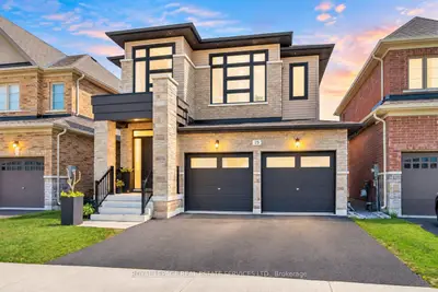25 Garrett Styles Drive, Georgina, On L4p 2e7