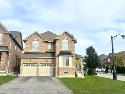 1306 Blencowe Crescent, Newmarket, On L3x 0c4