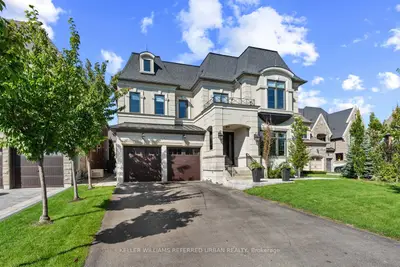 4 Basil Ridge Court, King, On L7b 0b9