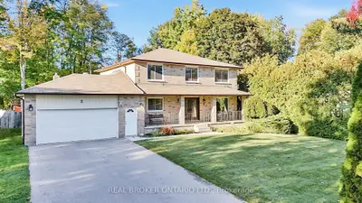 2 Amberglen Court, East Gwillimbury, On L9n 1j6