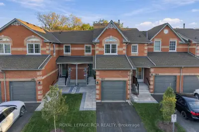 707 Caradonna Crescent, Newmarket, On L3x 1w5