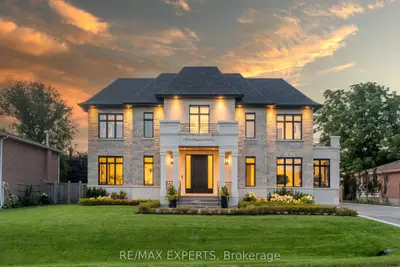 108 Hollingsworth Drive, King, On L7b 1g4