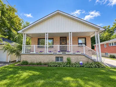 21 Clark Avenue, Markham, On L3t 1s4