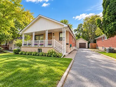 21 Clark Avenue, Markham, On L3t 1s4