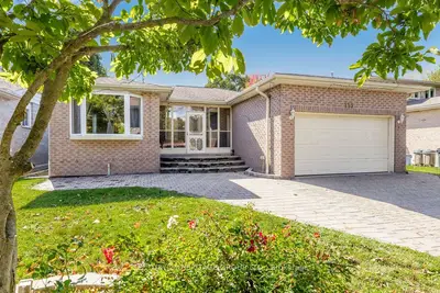 115 Cunningham Drive, New Tecumseth, On L9r 1c6