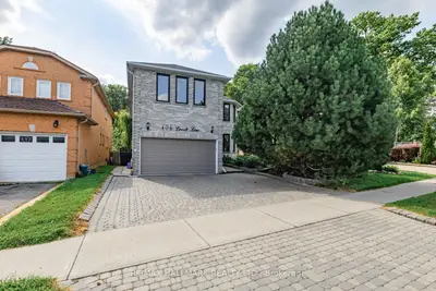 106 Larratt Lane, Richmond Hill, On L4c 0e3