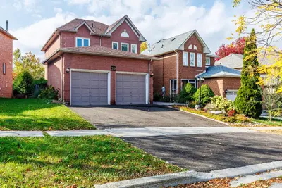 39 Chiswick Crescent, Aurora, On L4g 6p1