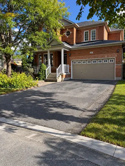 23 Limeridge Street, Aurora, On L4g 7s5