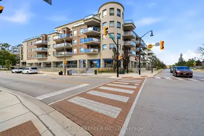 86 Woodbridge Avenue 303, Vaughan, On L4l 1l3
