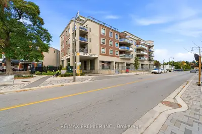 86 Woodbridge Avenue 303, Vaughan, On L4l 1l3