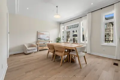 82 West Village Lane, Markham, On L6c 3l5