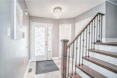 249 Yellowood Circle, Vaughan, On L4j 8l9