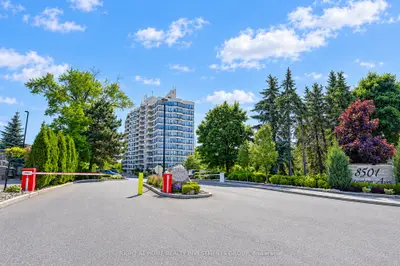 8501 Bayview Avenue 606, Richmond Hill, On L4b 3j7