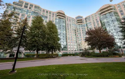 7825 Bayview Avenue 624, Markham, On L3t 7n2