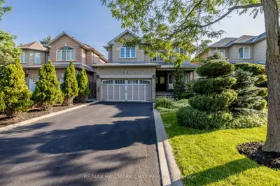 160 Golden Gate Circle, Vaughan, On L4h 1n6