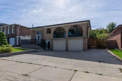 99 Willis Road Lower, Vaughan, On L4l 2s4