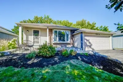 124 Tyson Drive, East Gwillimbury, On L0g 1h0