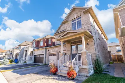 106 Creekland Avenue, Whitchurch-stouffville, On L4a 1x4