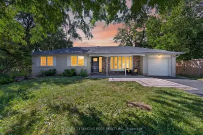 24 Lincoln Green Drive, Markham, On L3p 1r5