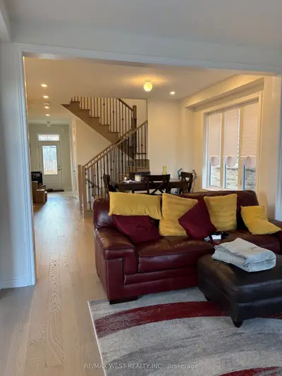 1352 Davis Loop Circle, Innisfil, On L0l 1w0