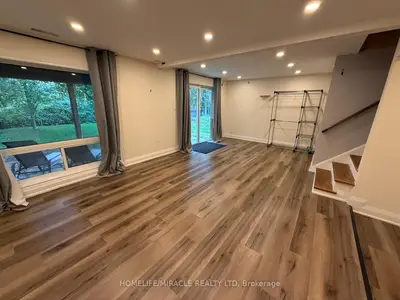 838 Grace Street Bsmt, Newmarket, On L3y 2l7