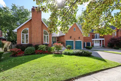 33 Captain Armstrong Lane, Markham, On L3p 3e1