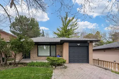 6 Dalmeny Road, Markham, On L3t 1l9