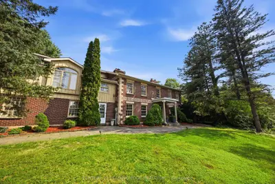 7 Alta Drive, Uxbridge, On L9p 0g1
